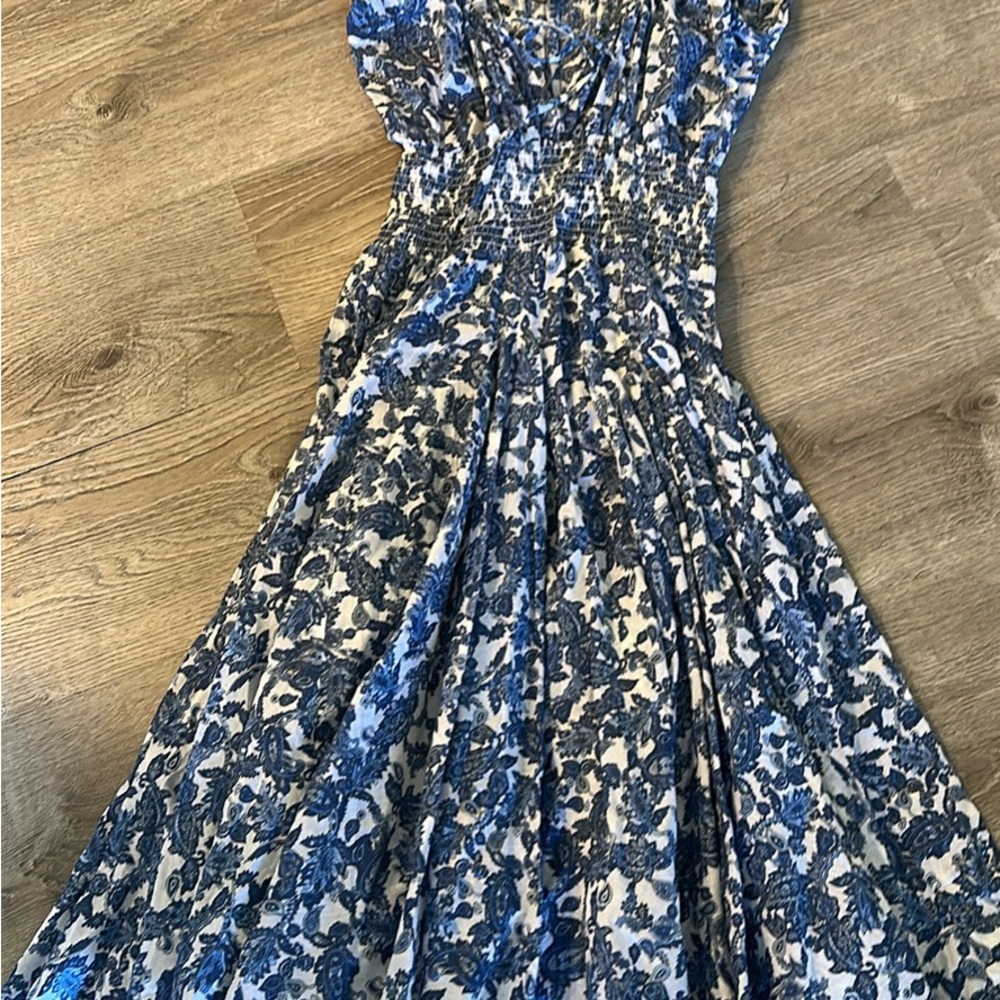 Chelsea & Theodore Blue A-line Midi Dress with Sweetheart Neckline